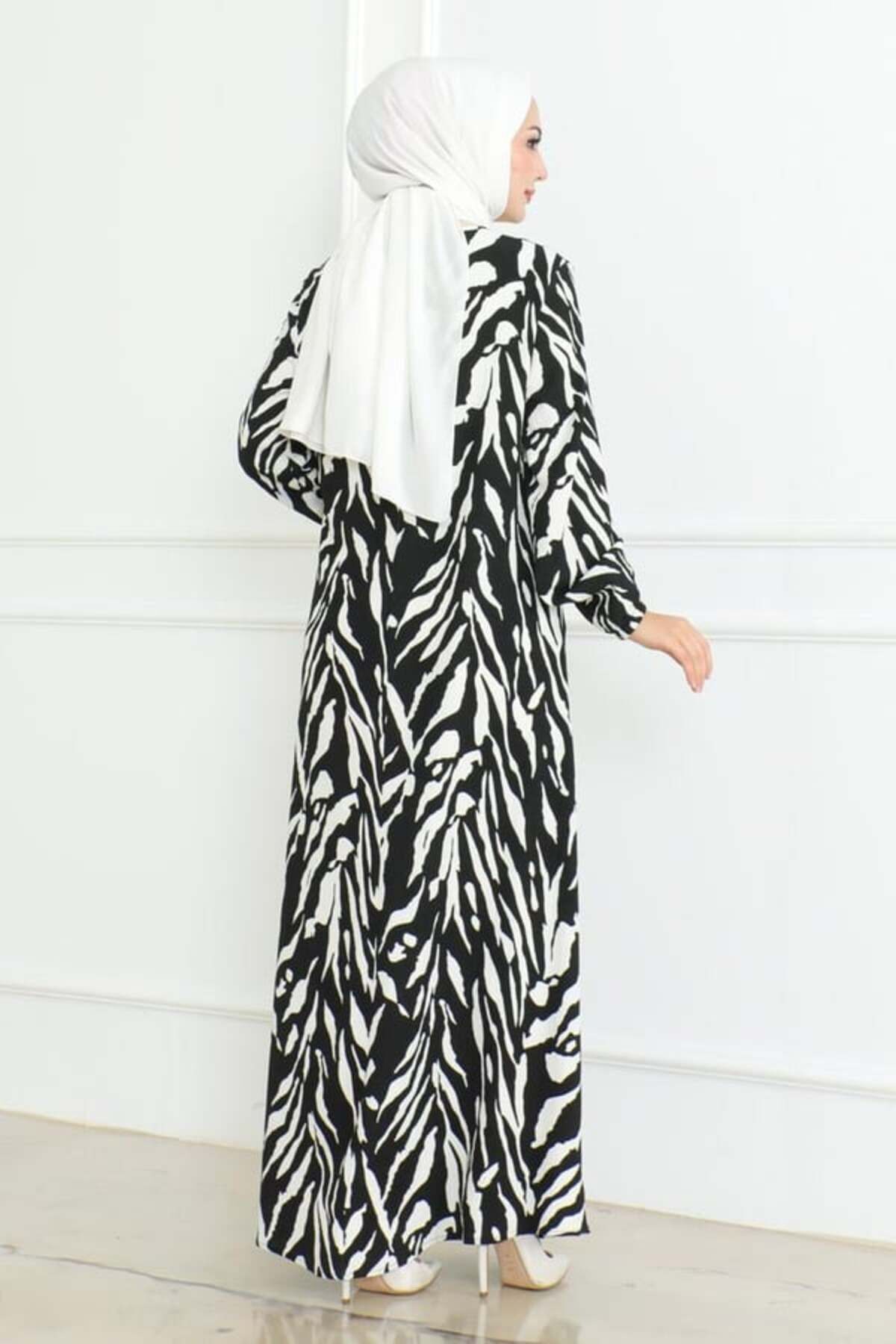 Zebra Desen Tesettür Elbise SİYAH