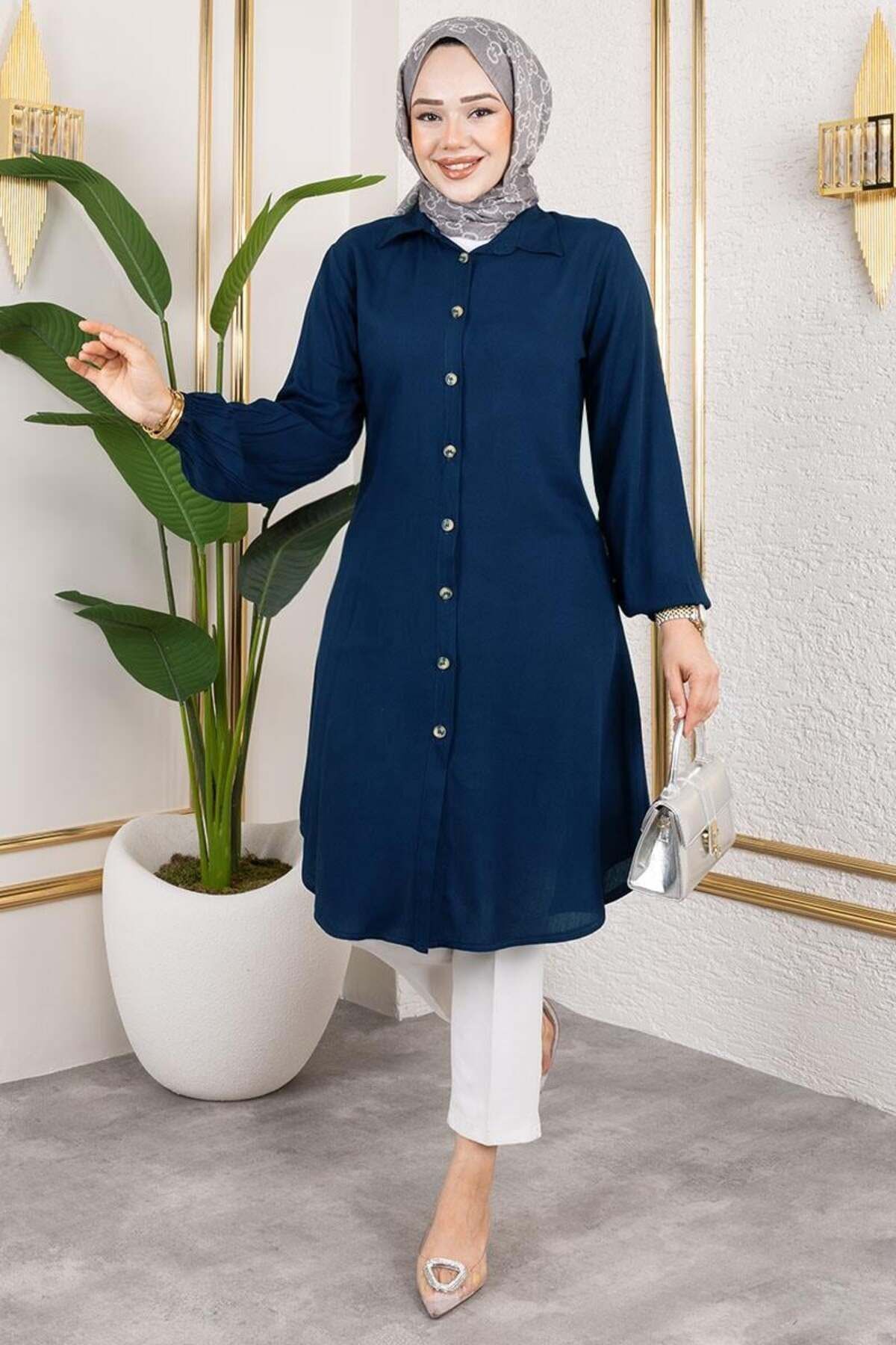 Manşeti Lastikli Viskon Tunik LACİVERT