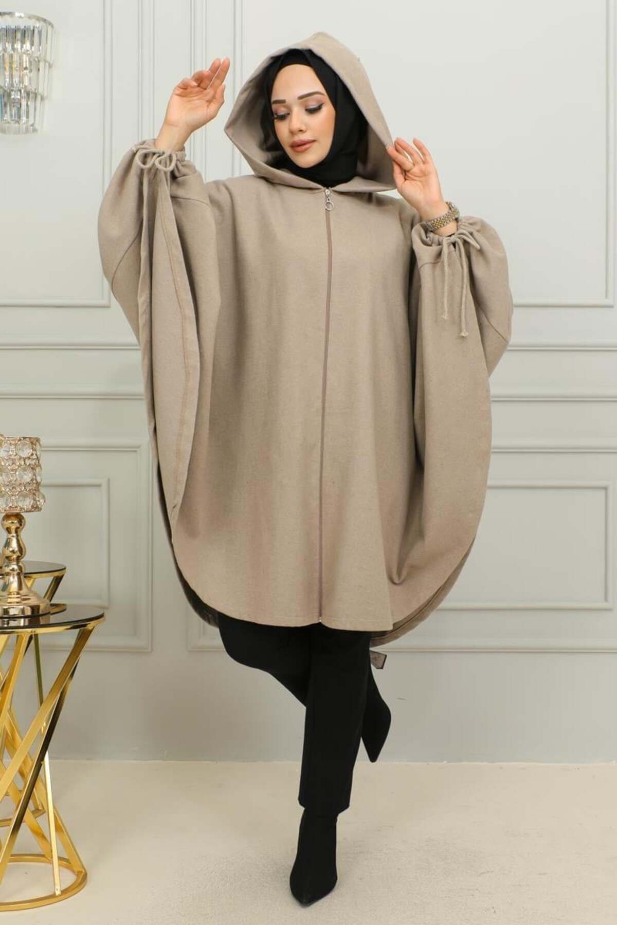 Kapüşonlu Tesettür Panço