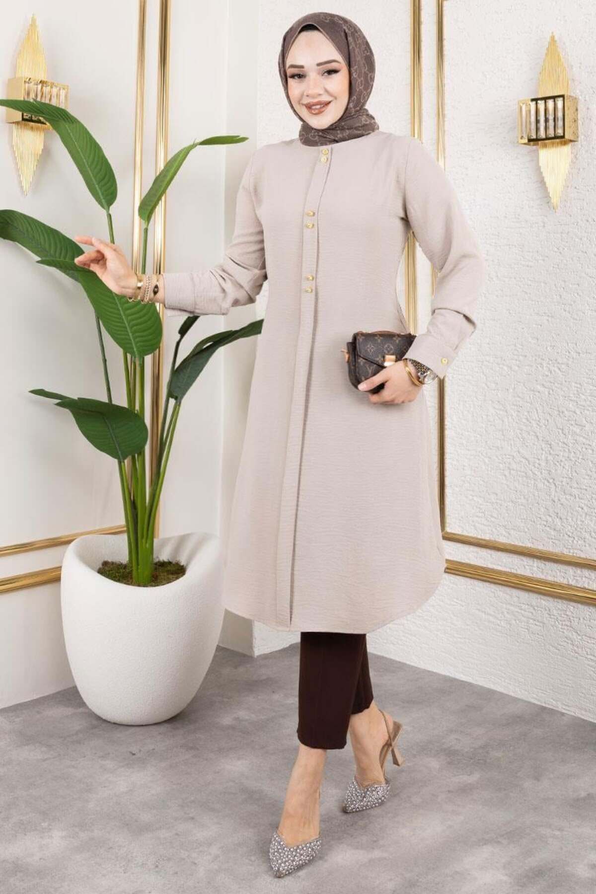 Düğme Detaylı Aerobin Tunik