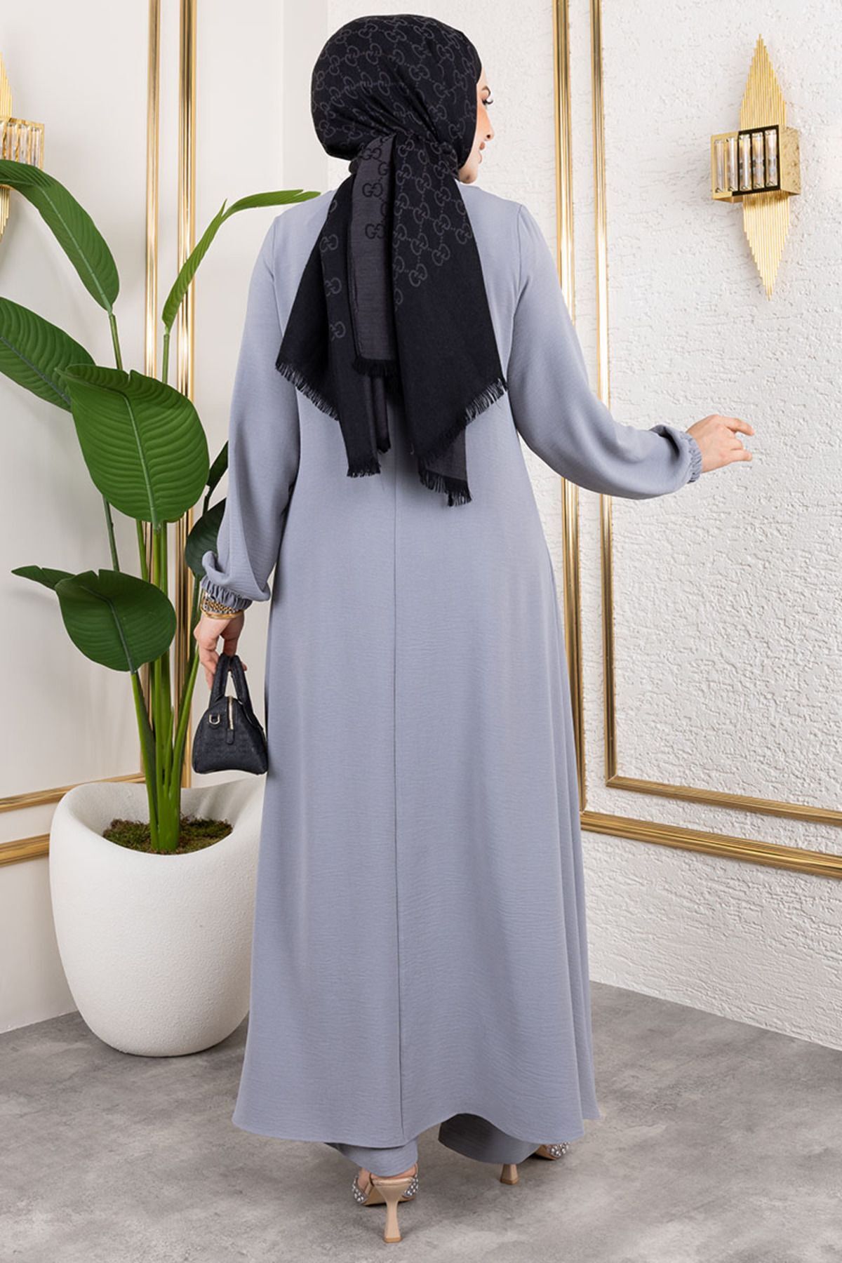 Kolyeli Asimetrik Takım