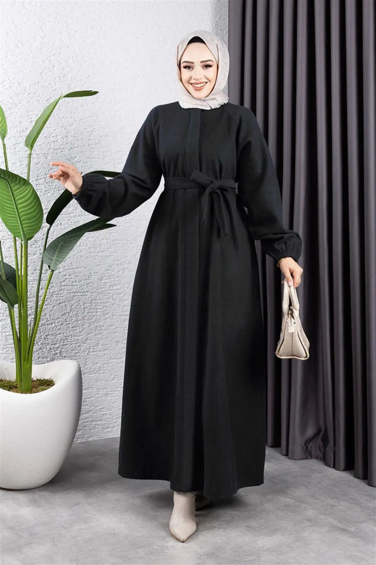 Kürk Detaylı Kaşe Manto SİYAH