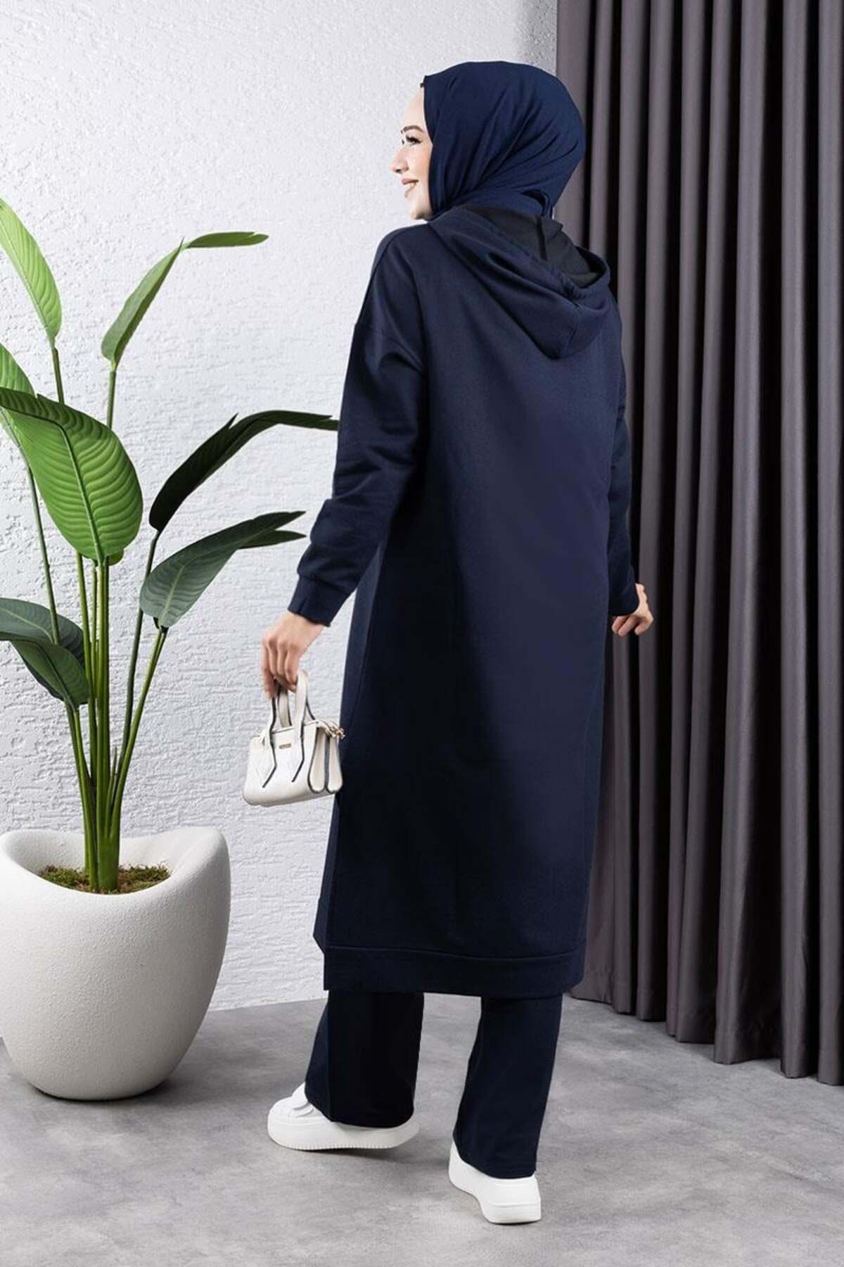 Uzun Tunikli Spor Takım LACİVERT