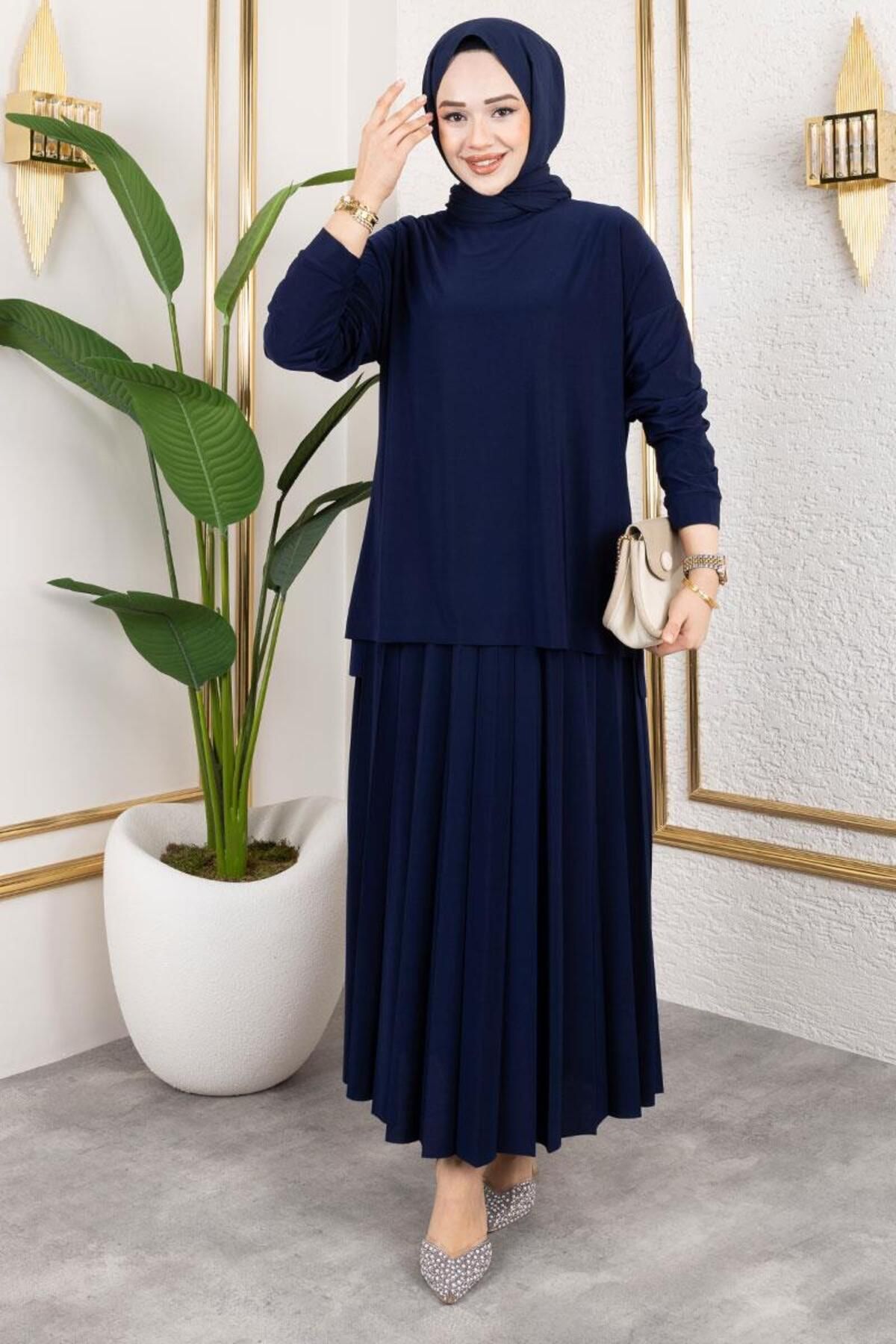 Piliseli Etekli Sandy Takım