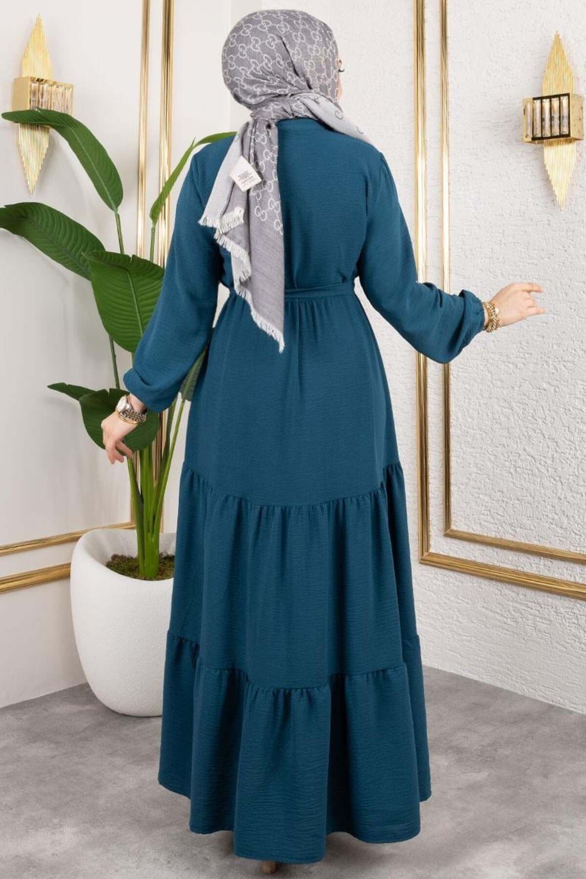 Önü Fırfır Detaylı Aerobin Elbise