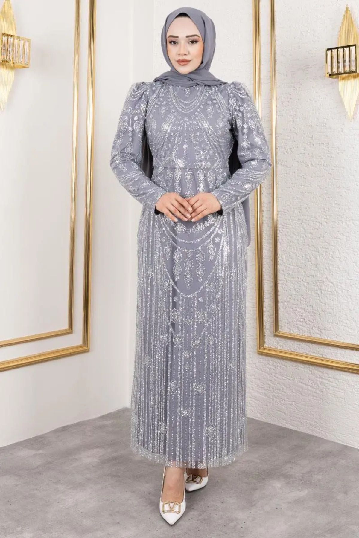 Elenor Simli İşlemeli Kalem Elbise