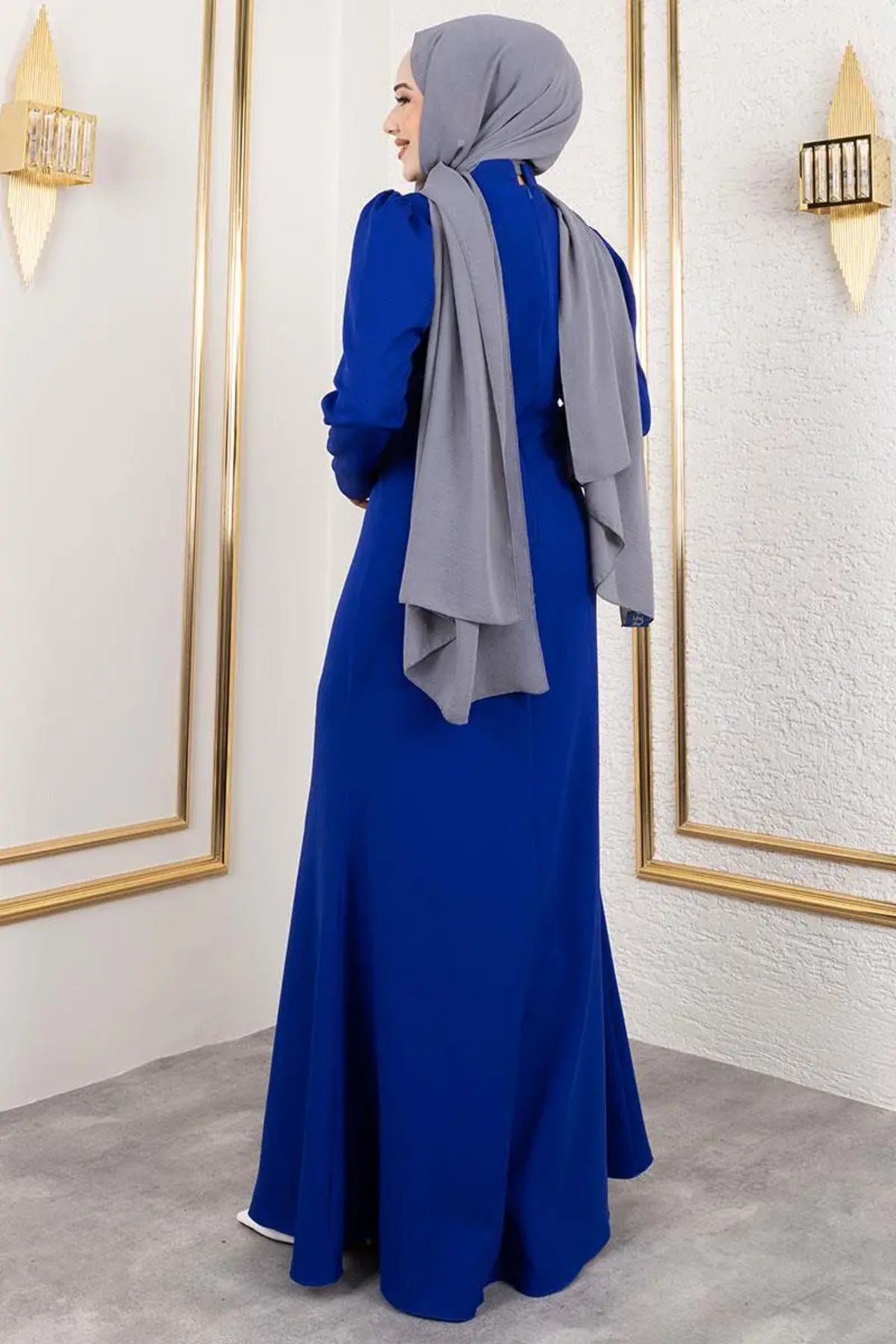 Önden Taş İşlemeli Krep Abiye