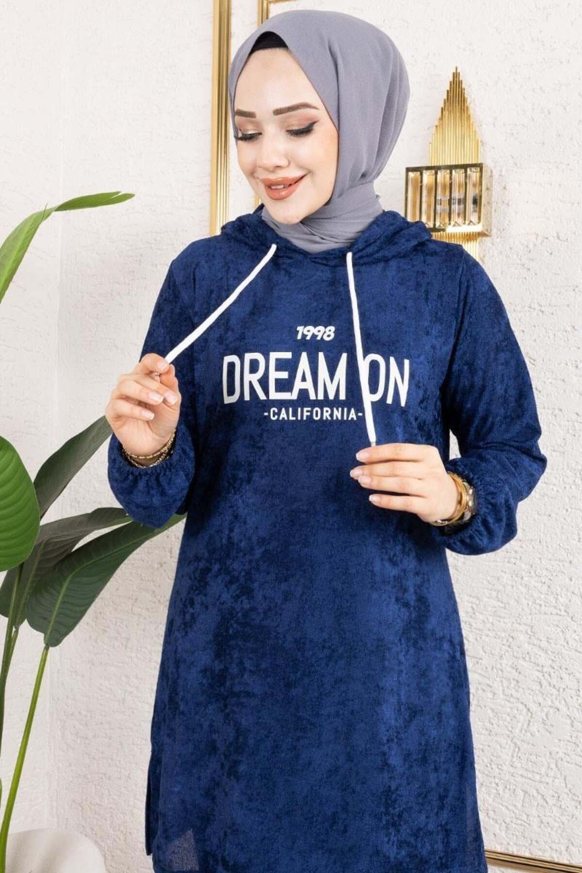 Baskılı Kapşonlu Kadife Takım