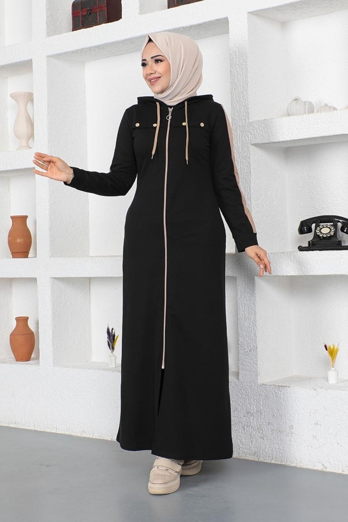 Kuş Gözü Şerit Detay Spor Ferace Siyah