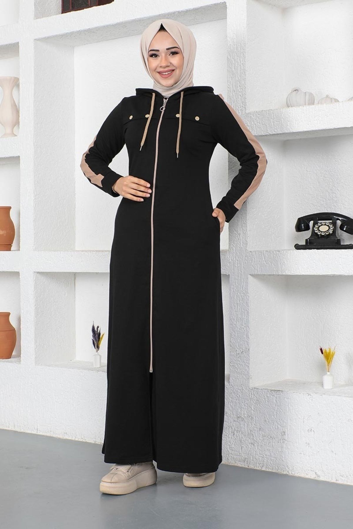 Kuş Gözü Şerit Detay Spor Ferace Siyah