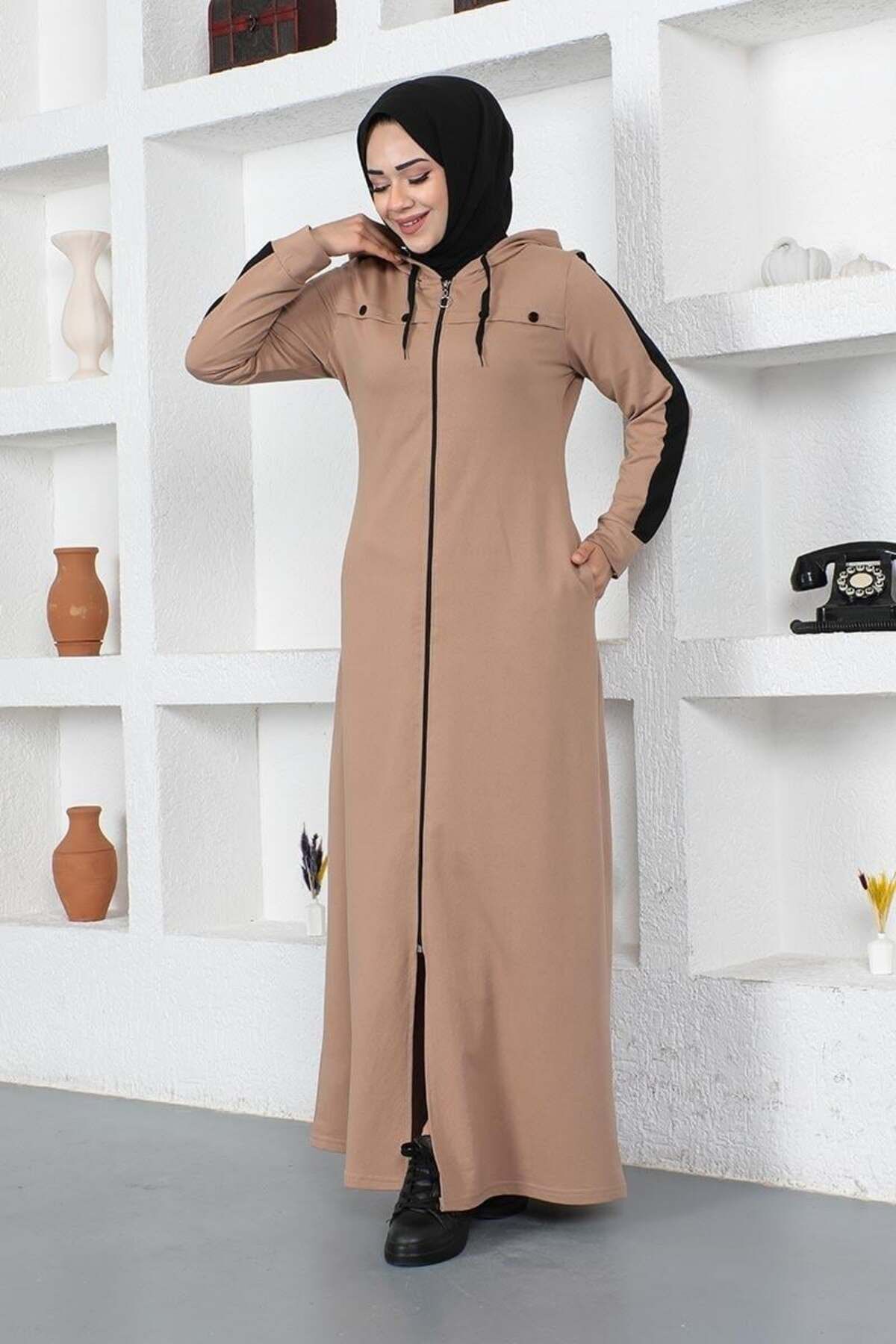 Kuş Gözü Şerit Detay Spor Ferace