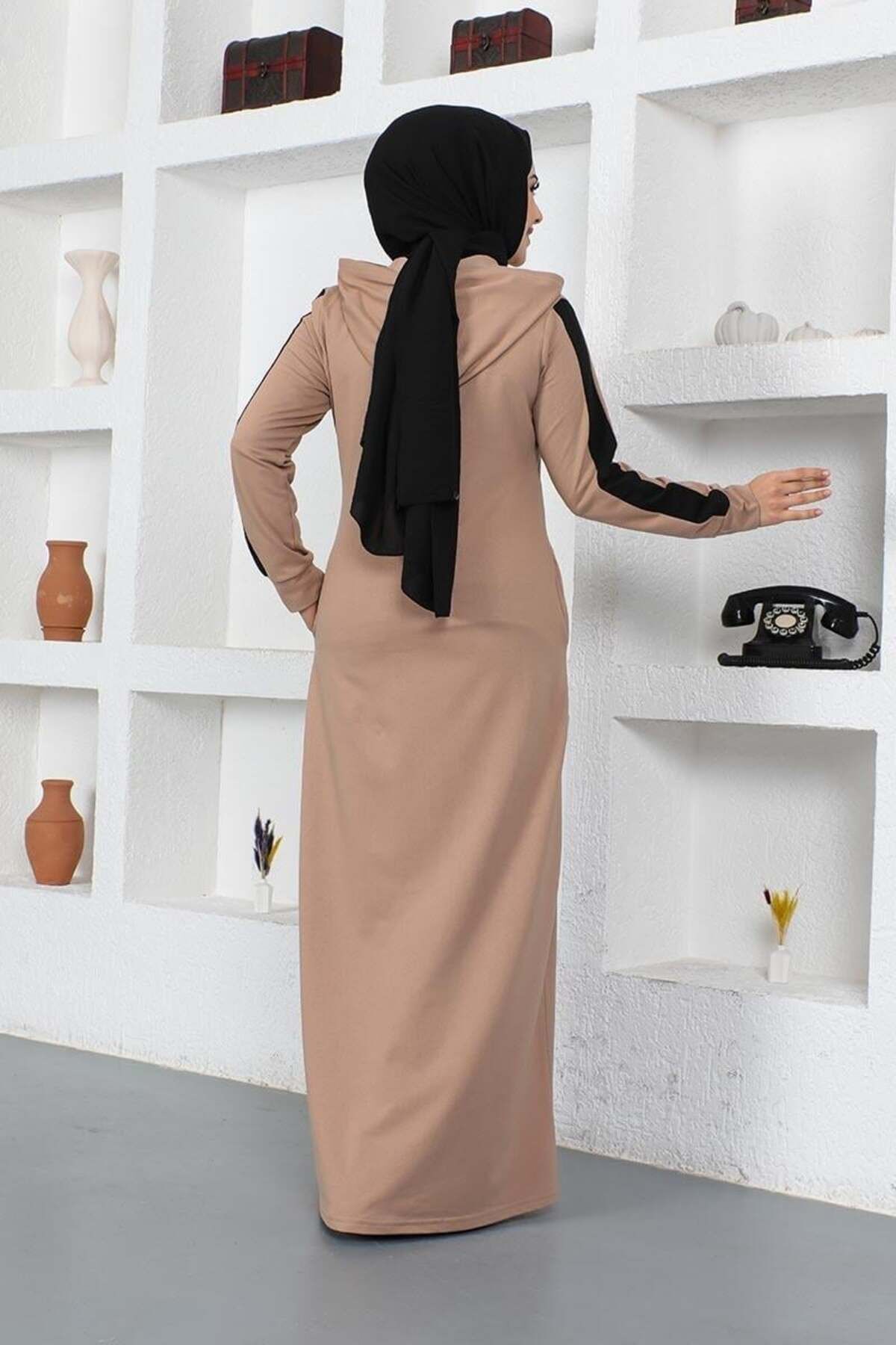 Kuş Gözü Şerit Detay Spor Ferace