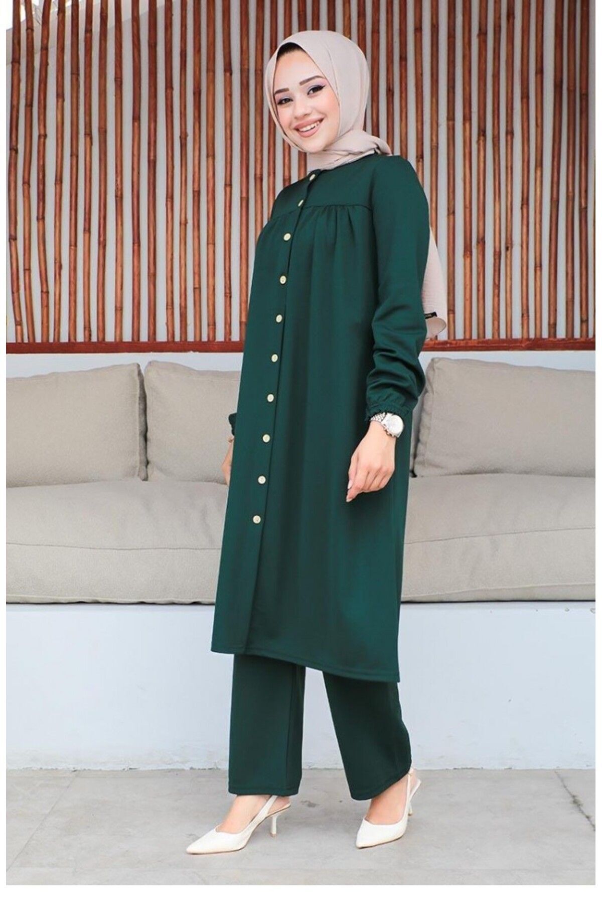 Büzgülü Tesettür Takım 2061-07 Zümrüt Yeşili