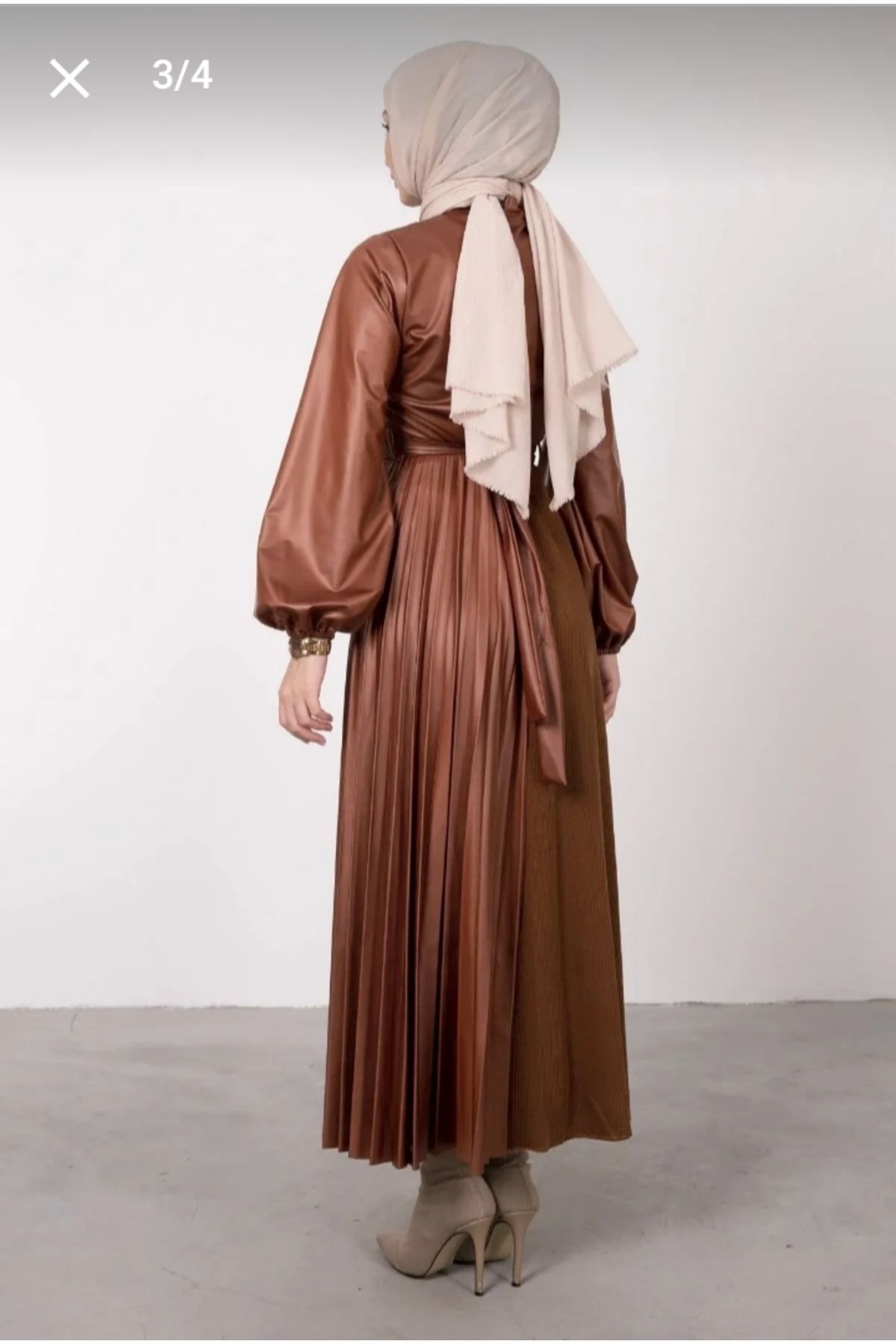 Deri Elbise Piliseli